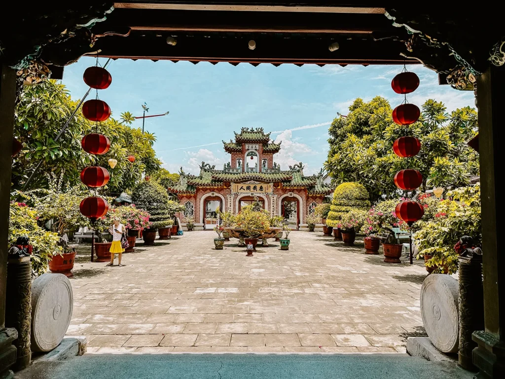 De kleurrijke 'Cantonese Assembly Hall'