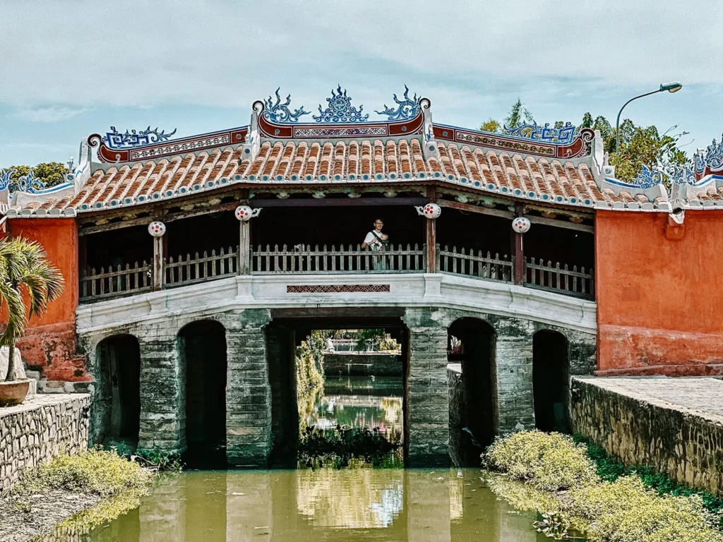 De Japanse Brug in het oude centrum van Hoi An