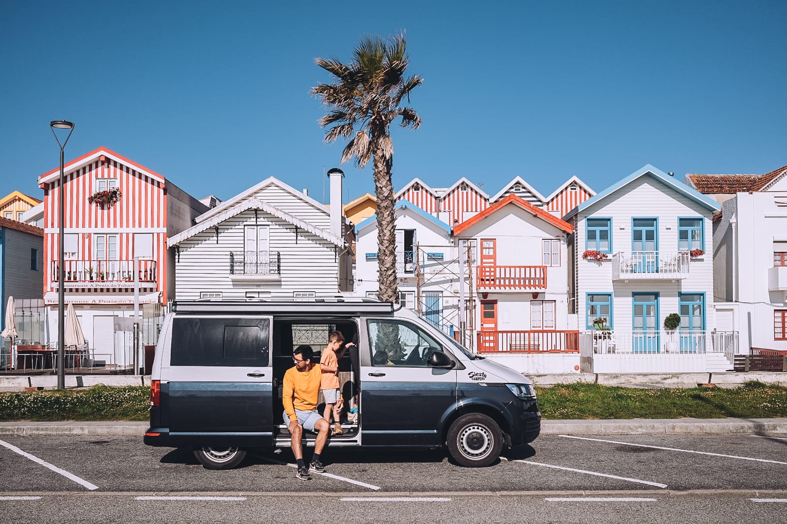 Volkswagenbusje huren in Portugal