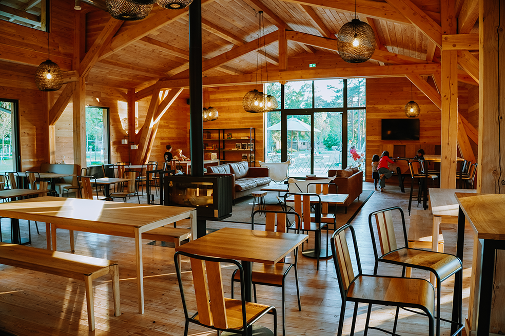 Binnenruimte van Camping Huttopia De Meinweg