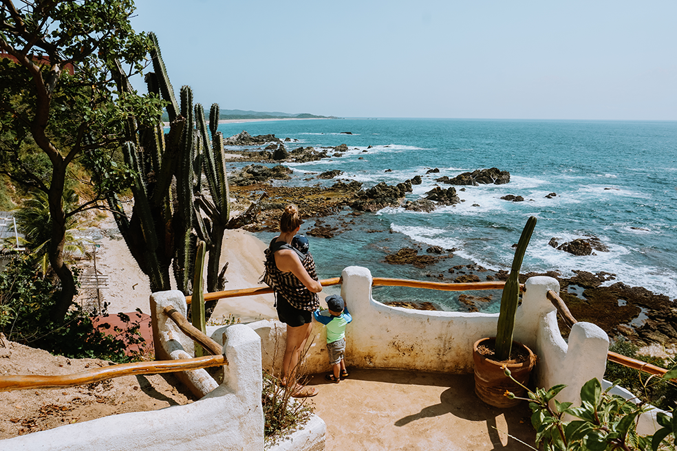 Het hotel aan zee vlak bij Huatuldo Nationaal Park