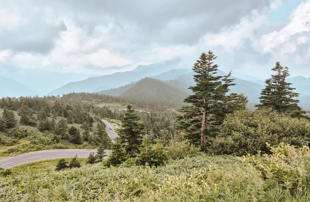 Rondrijden in de Japanse Alpen tijdens een rondreis Japan met kinderen