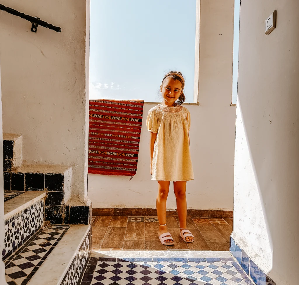 Doorkijkje in de riad in Fès