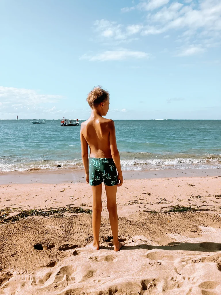 Het strand van Sanur is ideaal voor gezinnen
